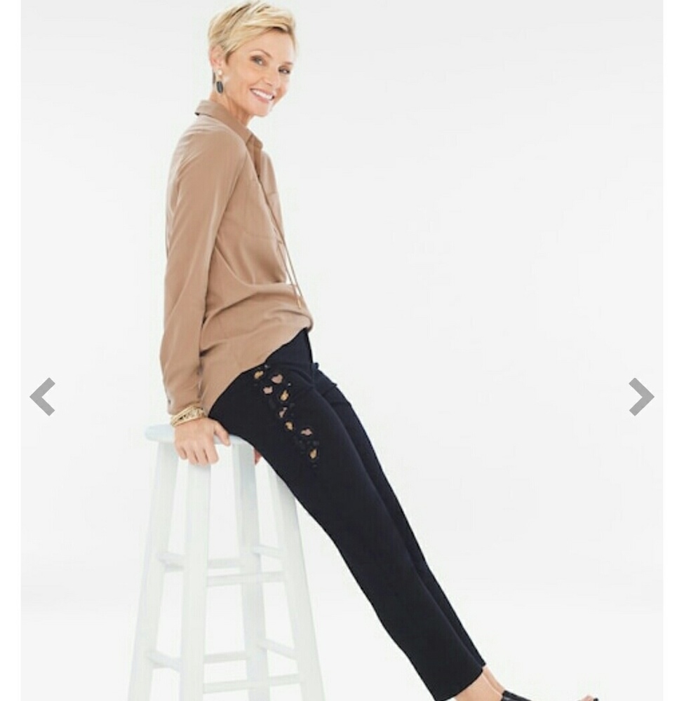 CHICO'S LEOPARD EMBELLISHED GIRLFRIEND ANKLE JEANS